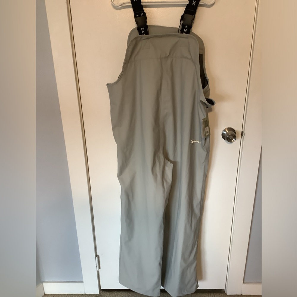 NWT ARCTIX LARGE PEWTER RAIN HAIL BIB/OVERALLS. MALE/FEMALE